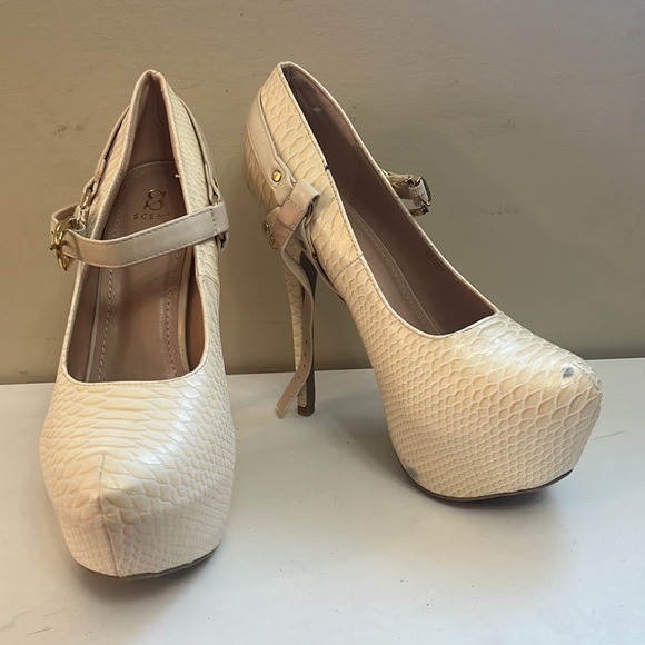 New JustFab Cream Heel - Size 10 - Picture 2 of 4